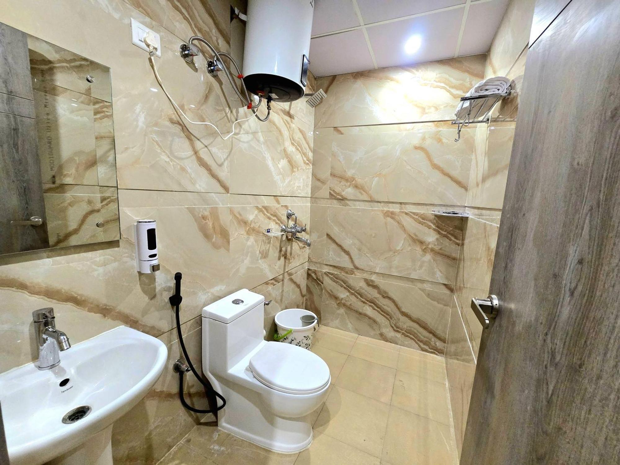 Zipcode Stay Agra  Esterno foto